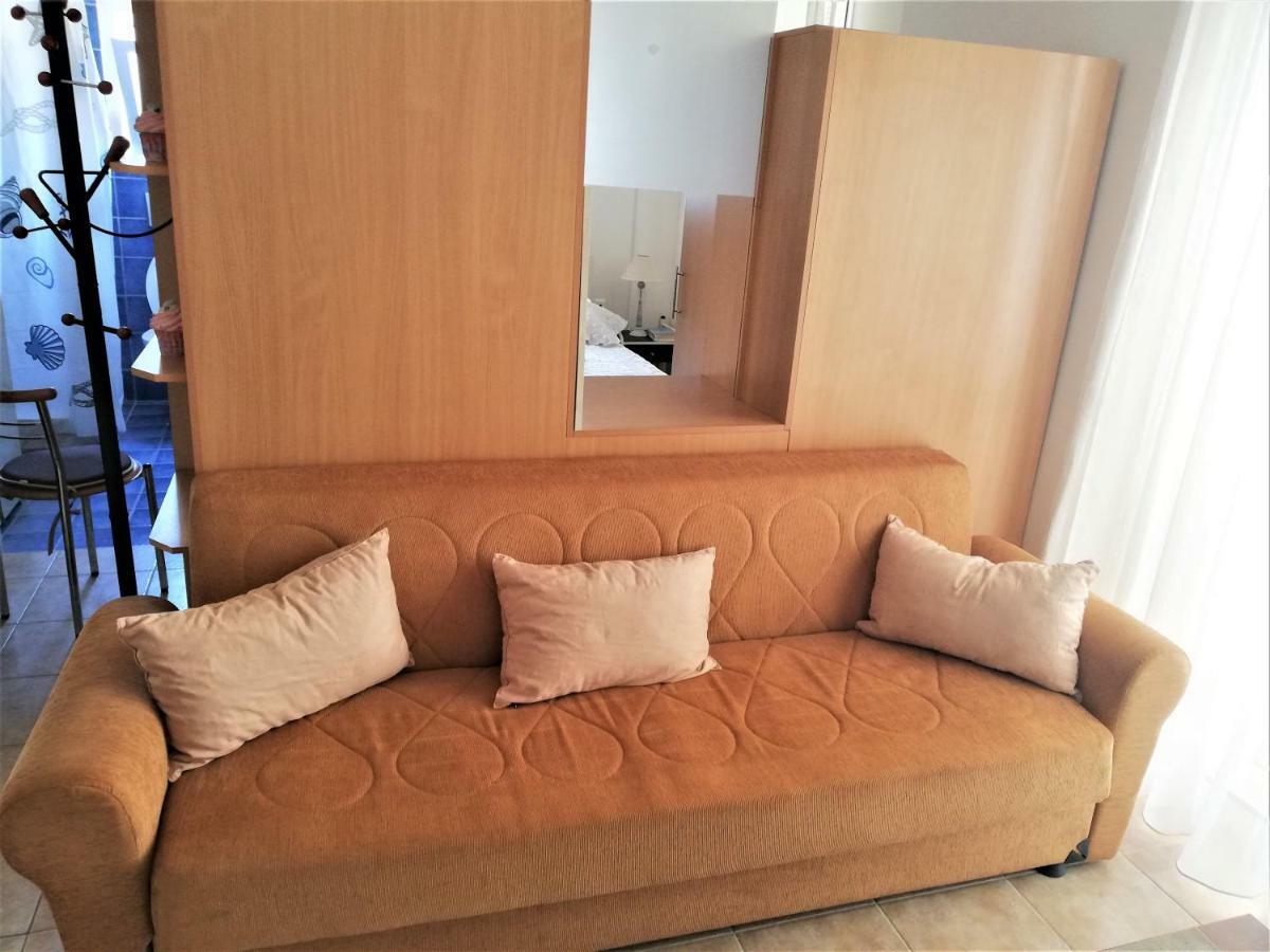 Kalamata Downtown Apartment Экстерьер фото